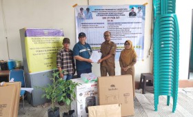 Giat, Senin 04 Agustus 2025 ‎ ‎Penyerahan pada kegiatan Probebaya bidang Sapras Tahun Anggaran 2025 ‎ ‎Pengadaan Barang dan Tanaman Toga Kepada Bapak Ketua RT 01, RT 03, RT 04, RT 06, RT 07, RT 08, RT 09, RT 10, RT 11 dan RT 12 pada wilayah Kelurahan Sempaja Barat diserahkan langsung oleh Lurah, Kasi Ekbang, Kasi Tapem, Pendamping Probebaya Infrastruktur, Ketua Pokmas beserta anggota dan Ketua RT.